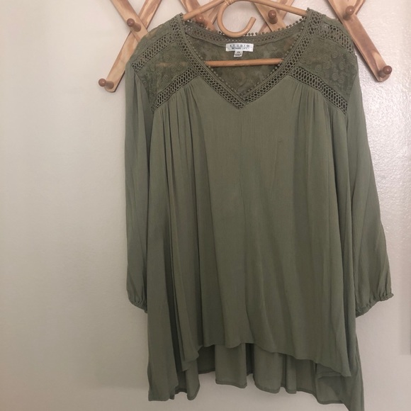 Studio JP Woman’s Army Green Lace Blouse 2X - Picture 1 of 10